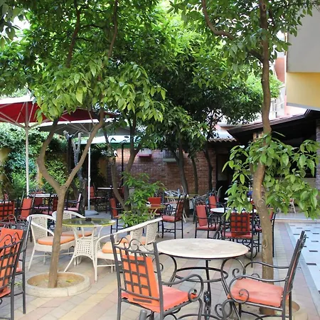 15 Hotel Tirana